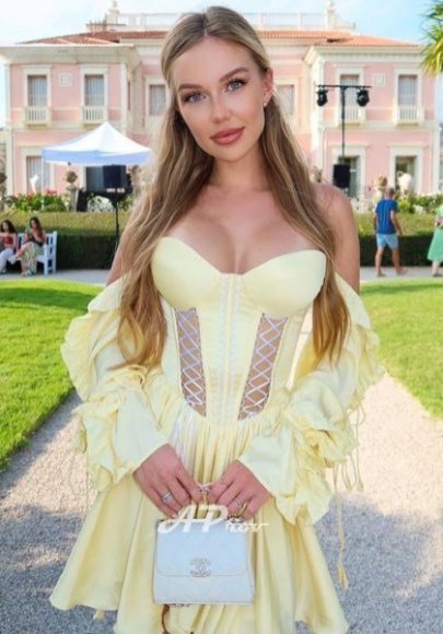 elite london escorts tall girls fashion models ALEKSA