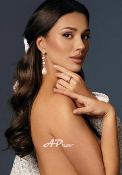 elite london escorts open minded tall vip VESTA