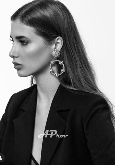 elite dubai escorts fashion models vika